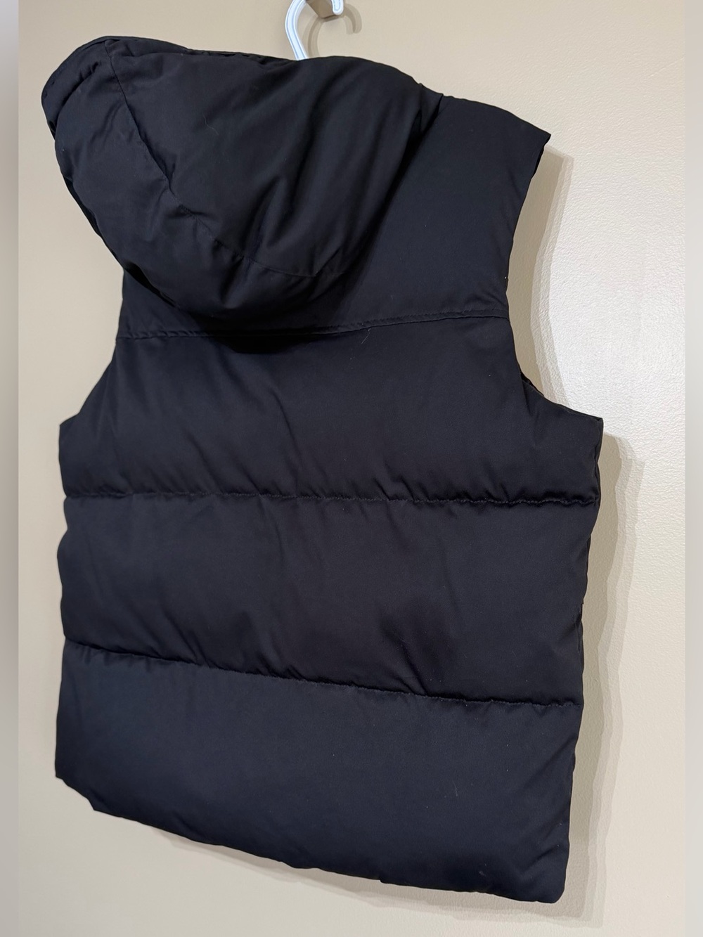 Zara Hooded Puffer Vest - Picture 11 of 11